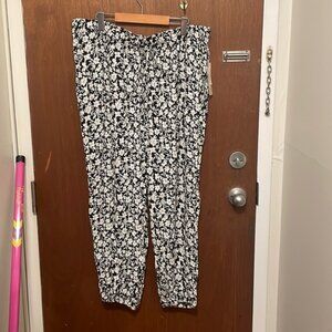 NWT Alexander Jordan Floral Jogger Pants